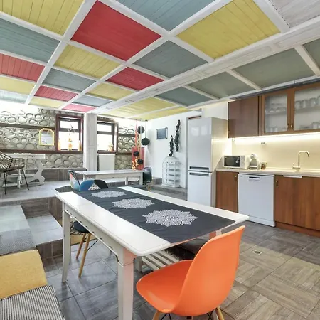 Kaja Holiday home *